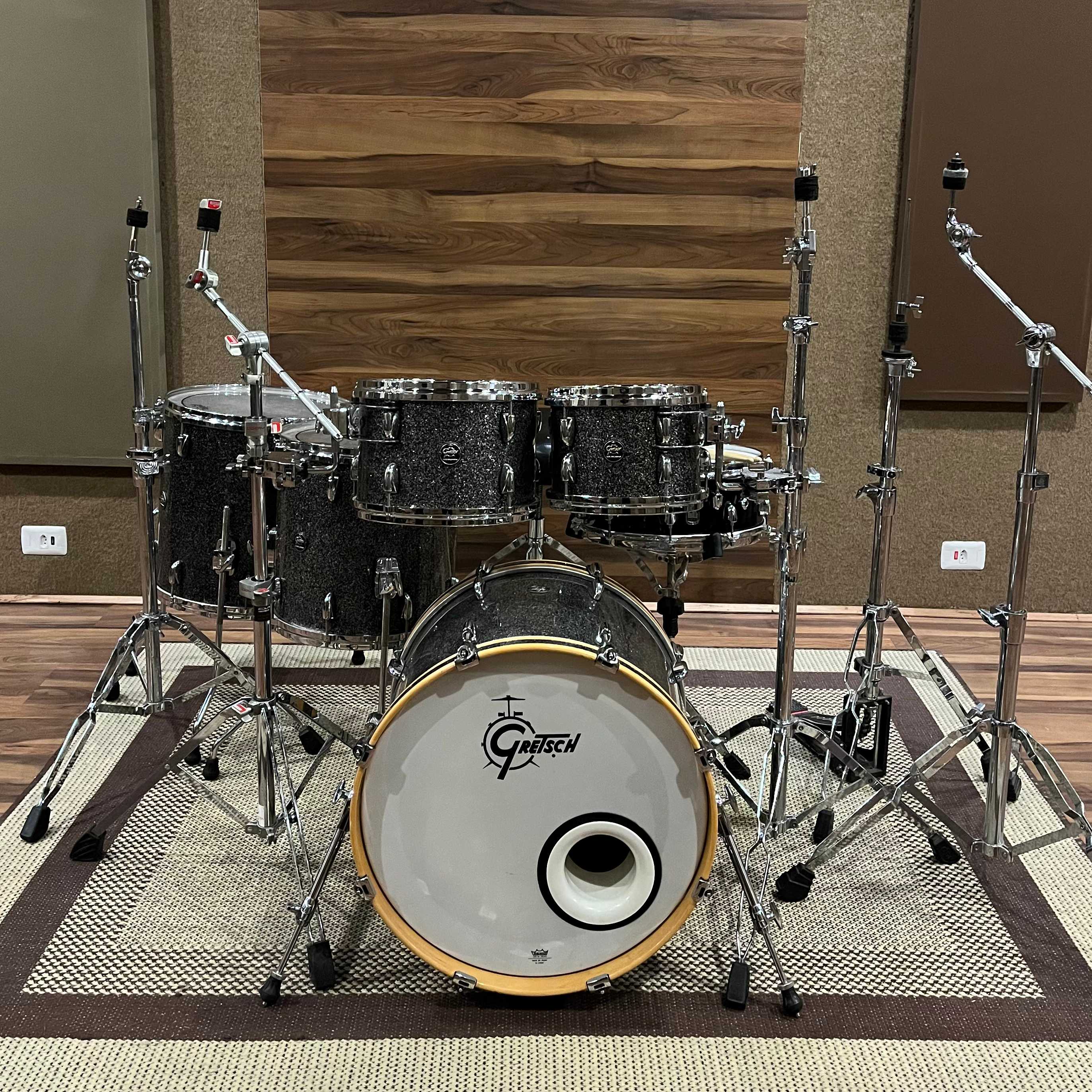 Gretsch Renown RN1 black sparkle de frente